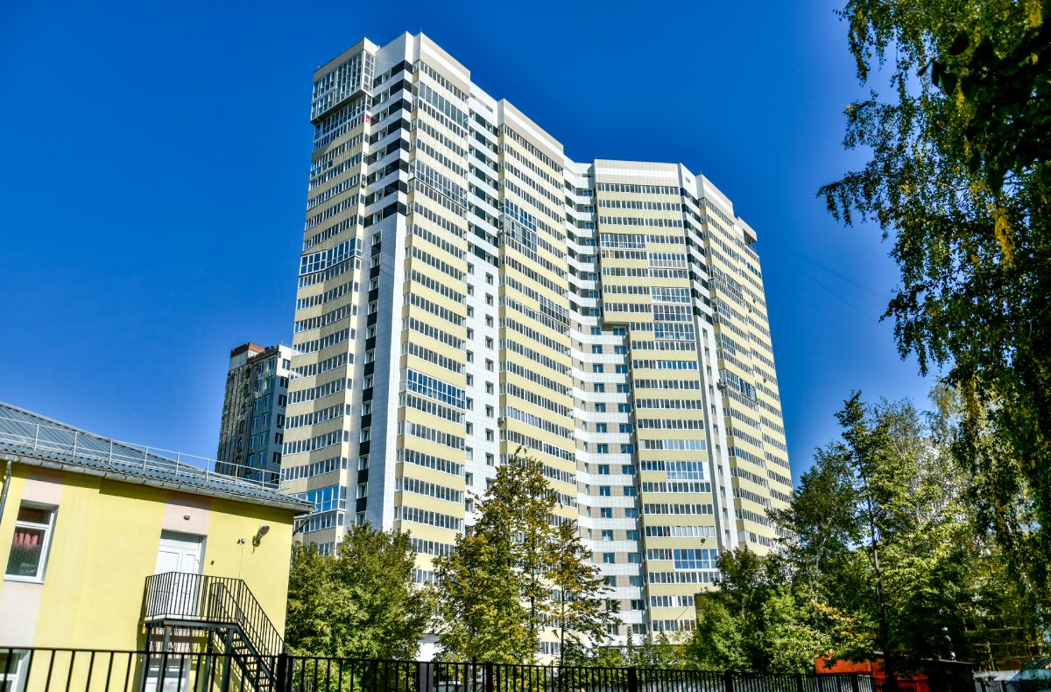 Окулова 62 пермь верба. Пятилетки 39 г. Пятилетки 39. Пятилетки 39. Пятилетки 40 березники.